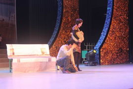 春曉 兩原創(chuàng)節(jié)目綻放文藝調(diào)演舞臺